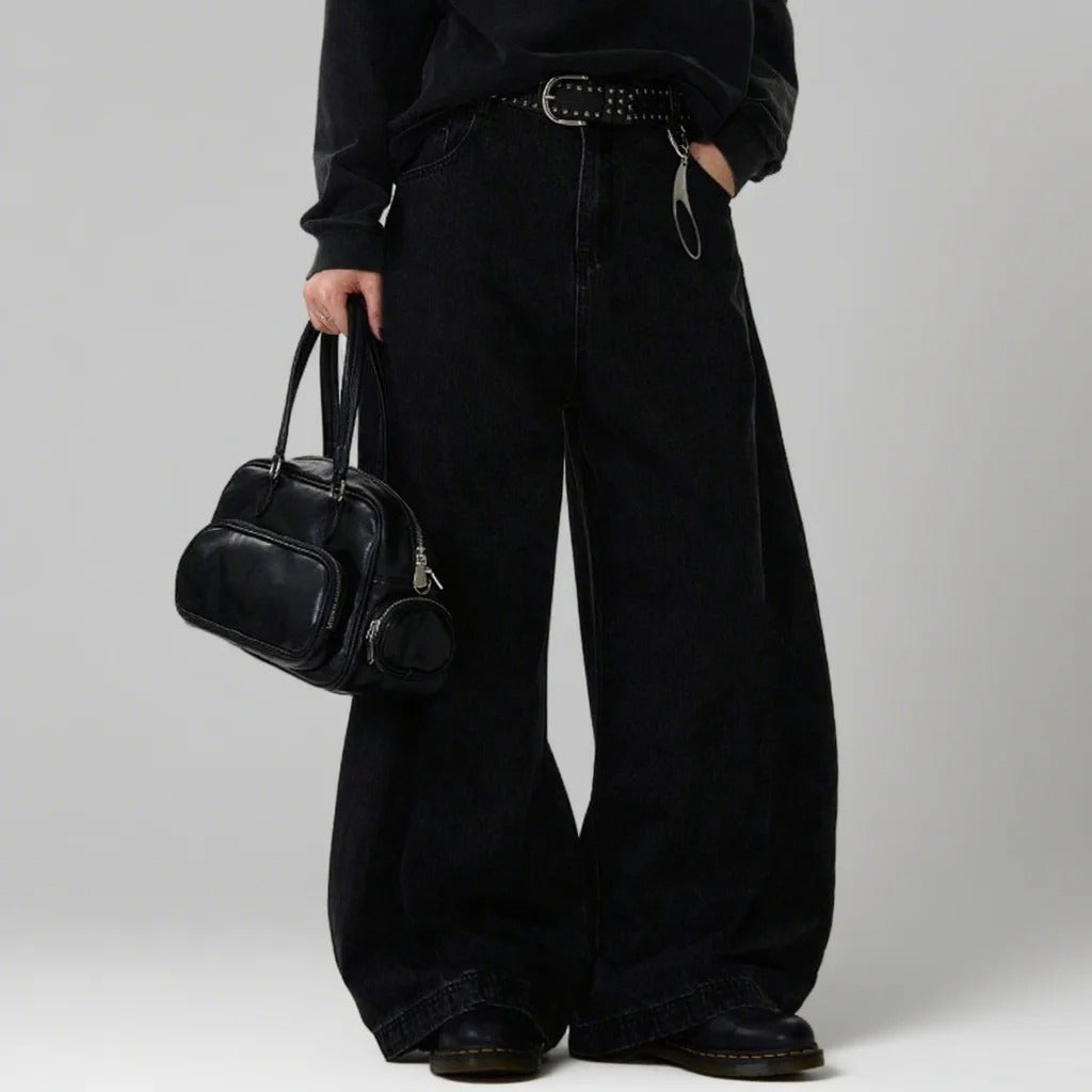 Balloon Fit Jeans