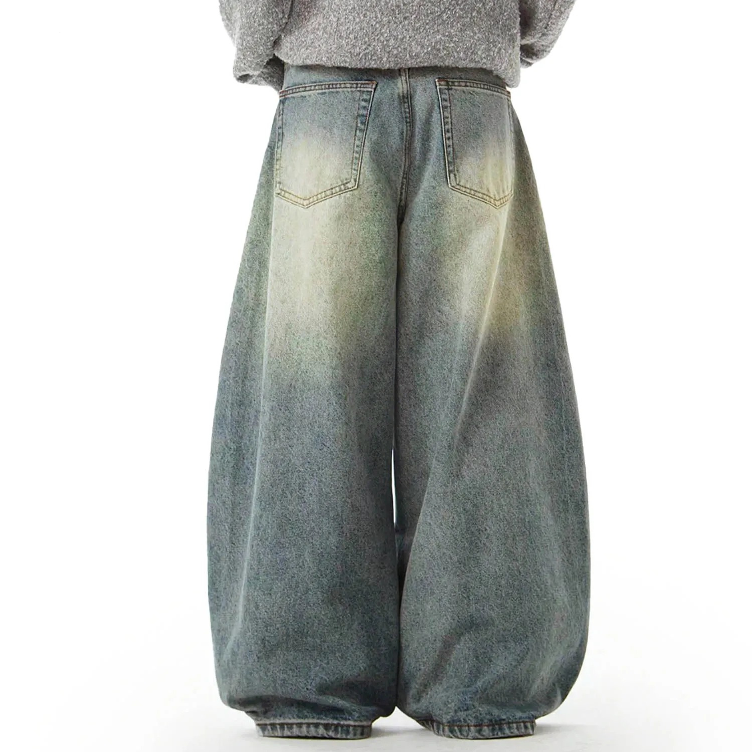 Ultra Wide-Leg Jeans
