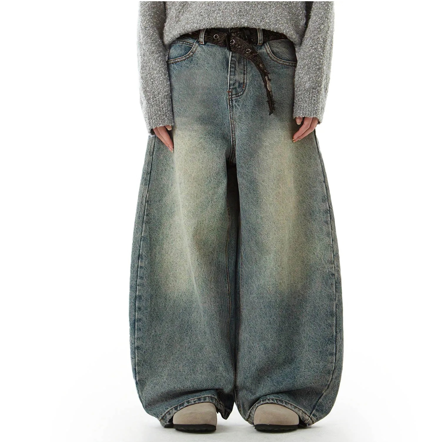 Ultra Wide-Leg Jeans