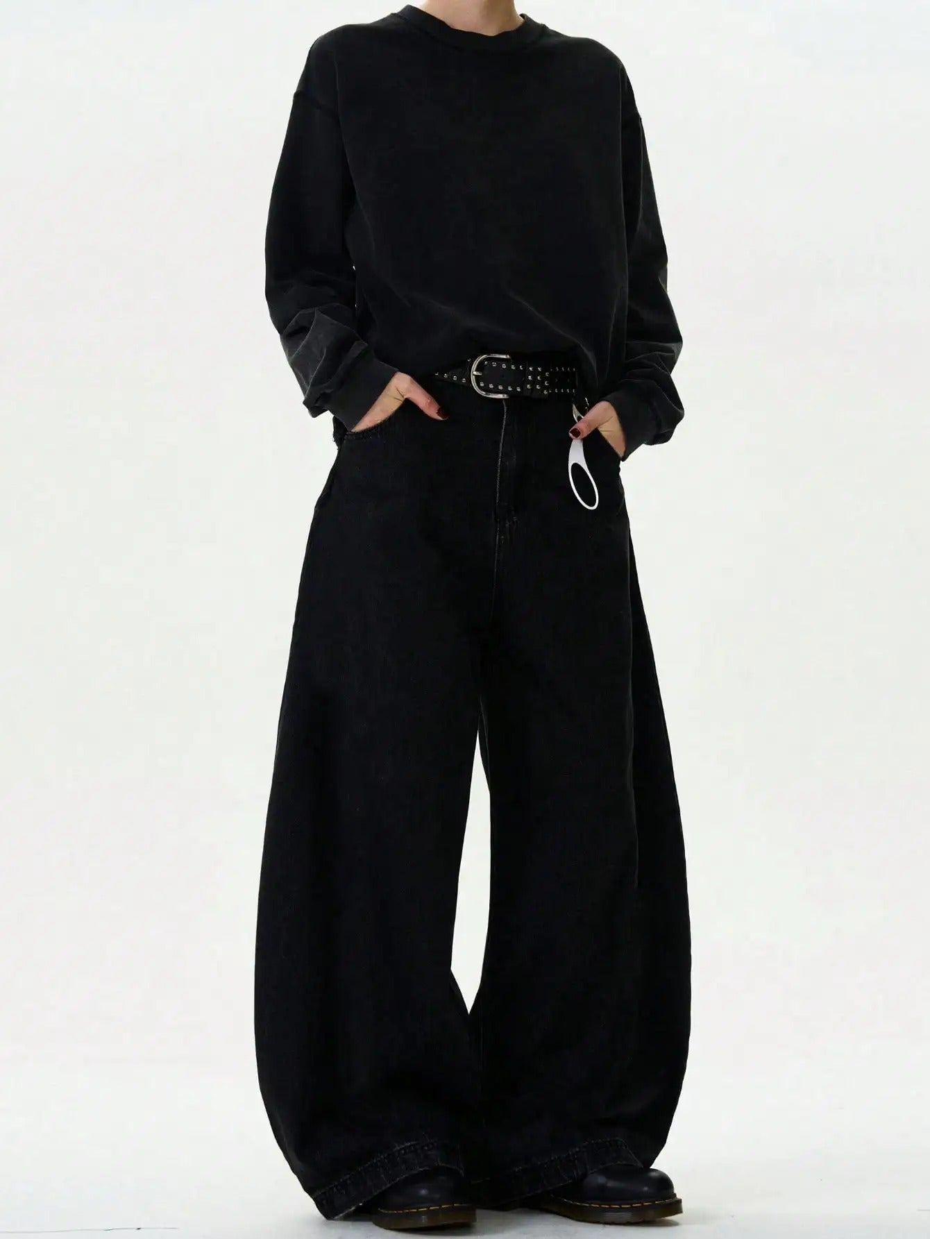 Balloon Fit Jeans