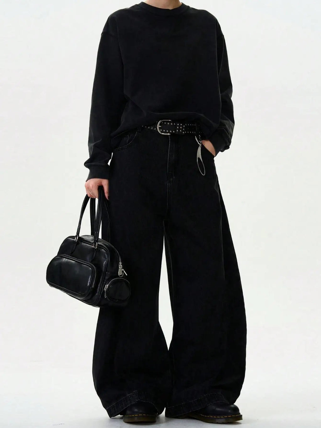Balloon Fit Jeans