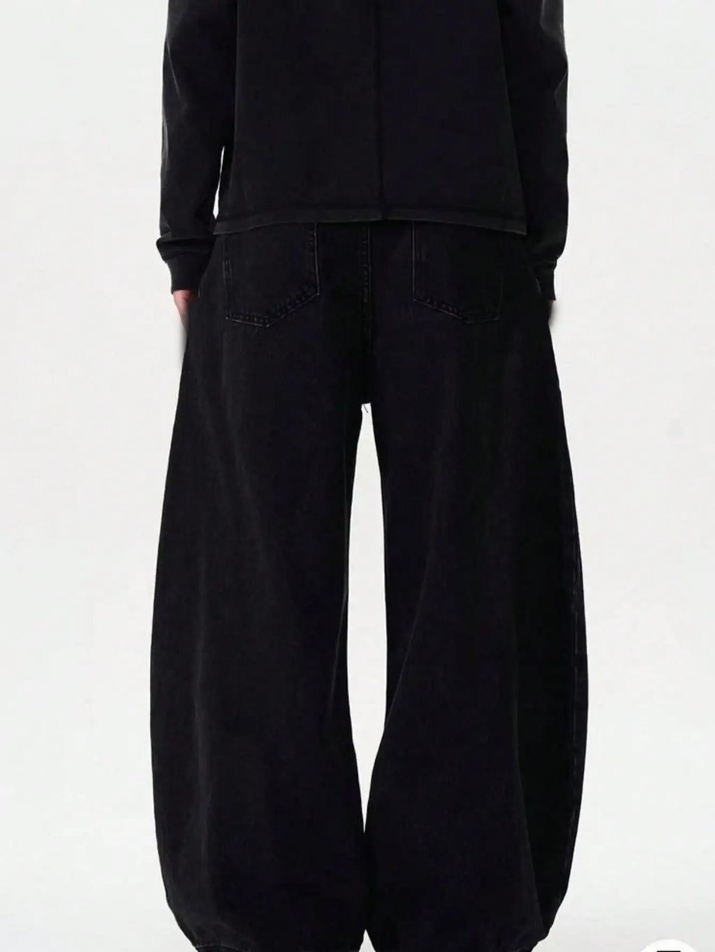 Balloon Fit Jeans