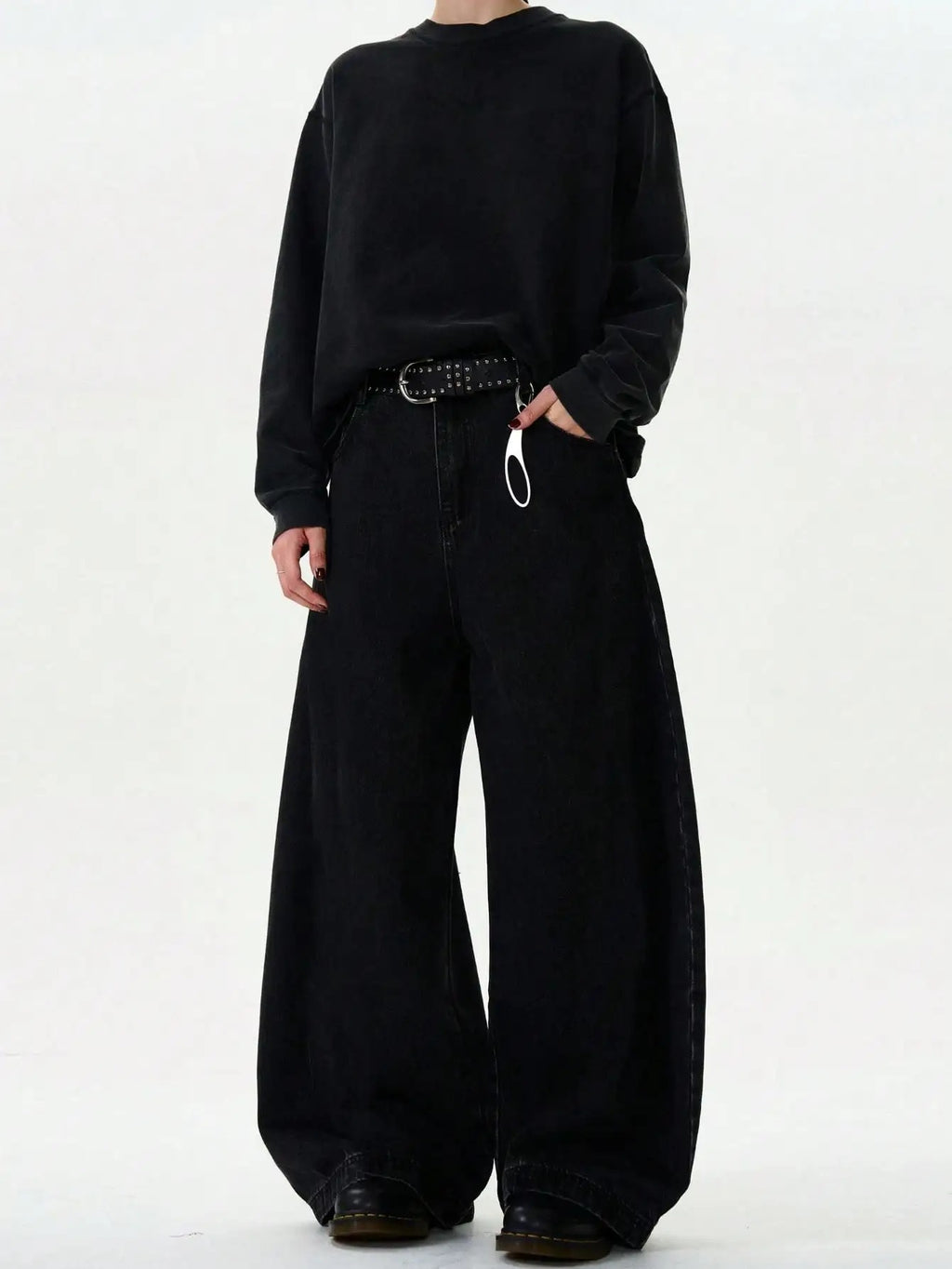 Balloon Fit Jeans